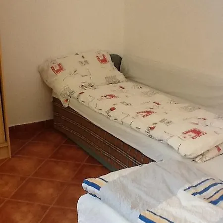 Juraj's Outback Hostel Bratislava